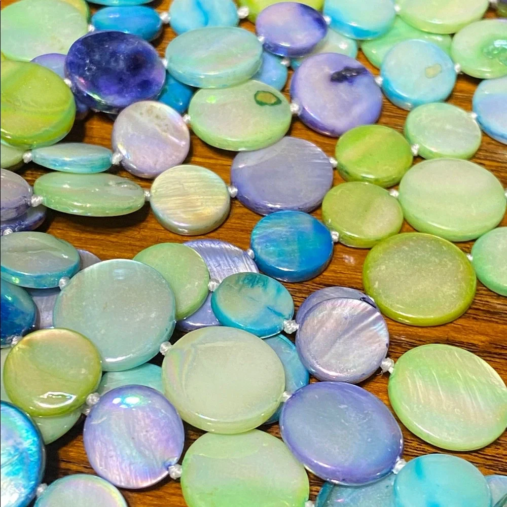 6 strand blue green purple mother of Pearl shell disc necklace - Picture 8 of 11